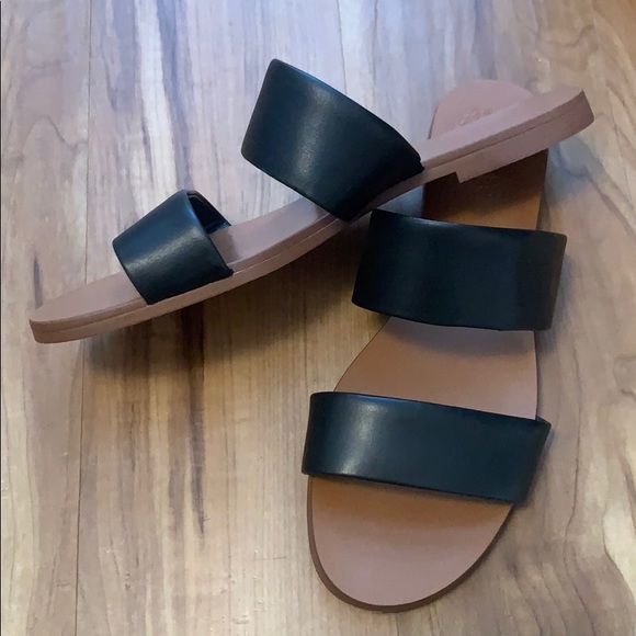 Vince Camuto Rhonda Sandal - Picture 6 of 12